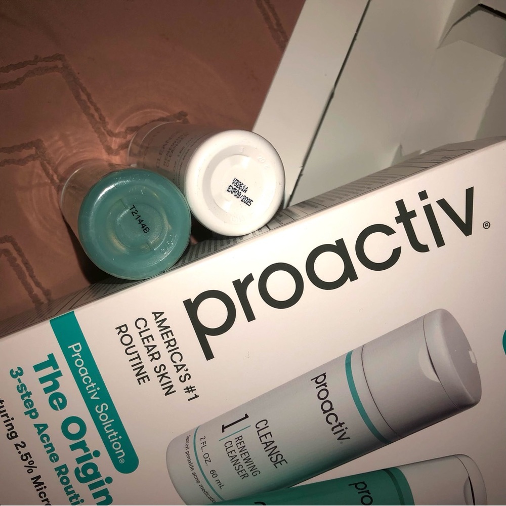Proactiv Acne Routine - Step 1 & 2 - Picture 3 of 4